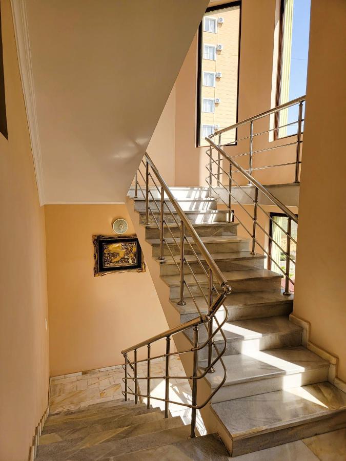 Apartments Residence บาทูมิ ภายนอก รูปภาพ