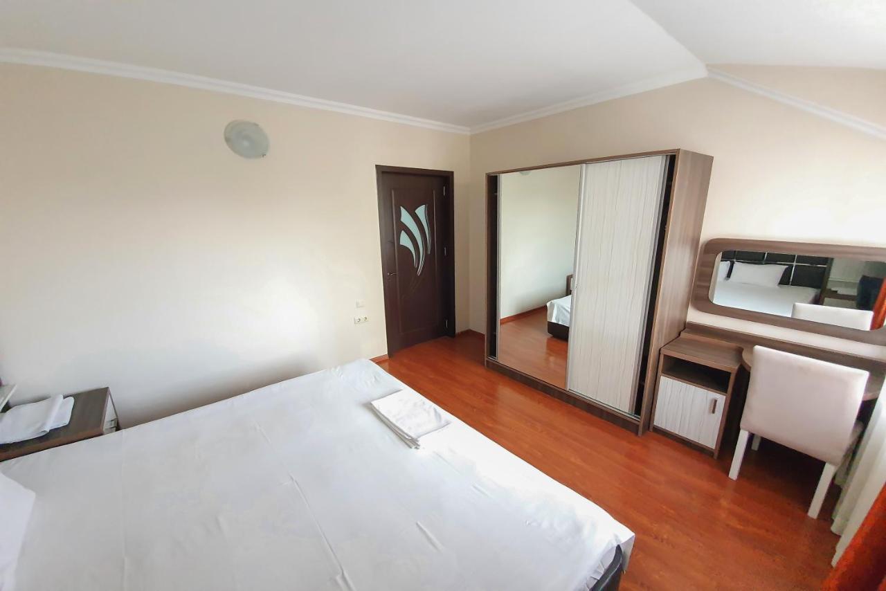 Apartments Residence บาทูมิ ภายนอก รูปภาพ
